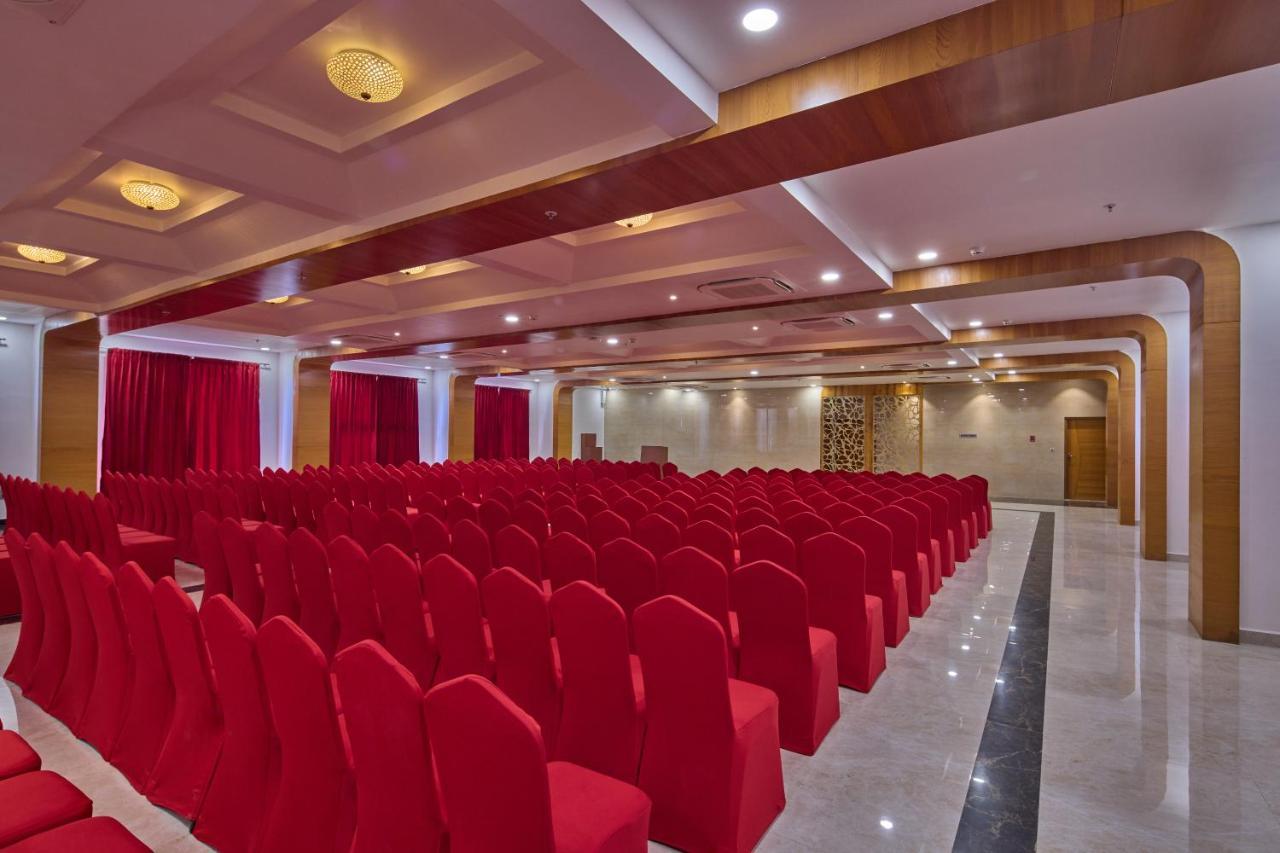 Hotel Golden Tulip Tirupati Zewnętrze zdjęcie