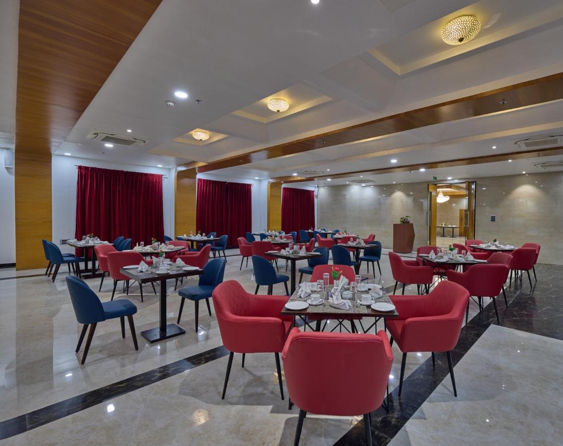 Hotel Golden Tulip Tirupati Zewnętrze zdjęcie